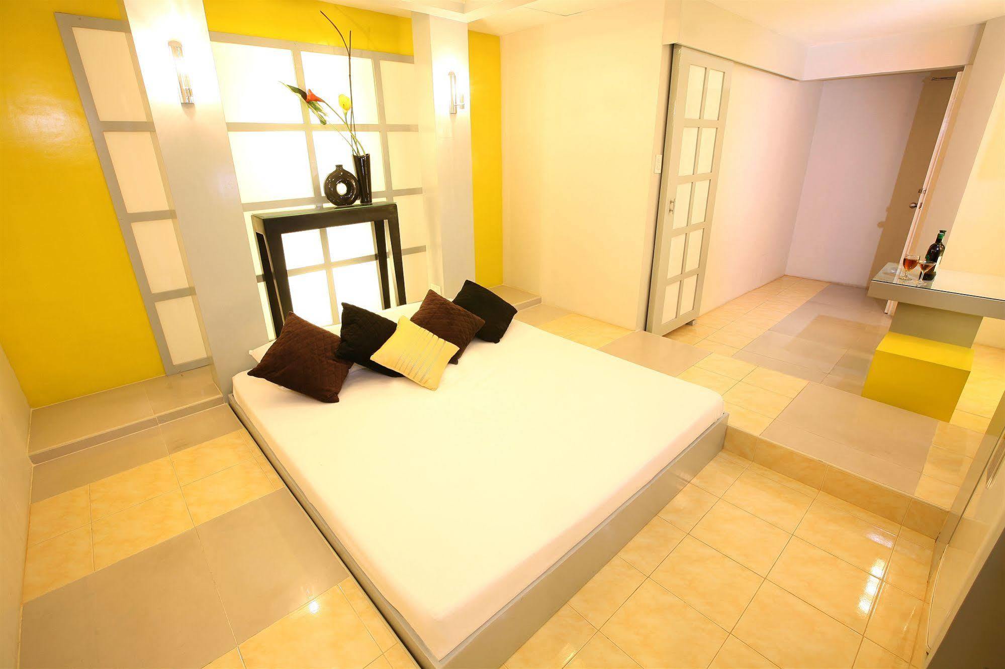 Victoria Court San Fernando Motel Екстериор снимка